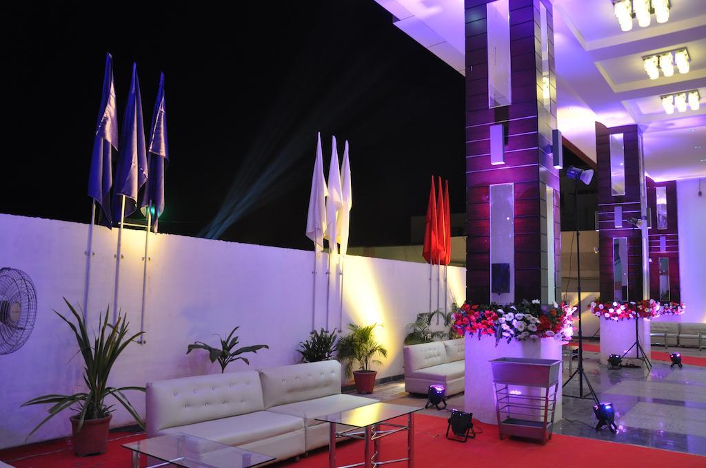 Hotel Prem Plaza Karnāl 외부 사진