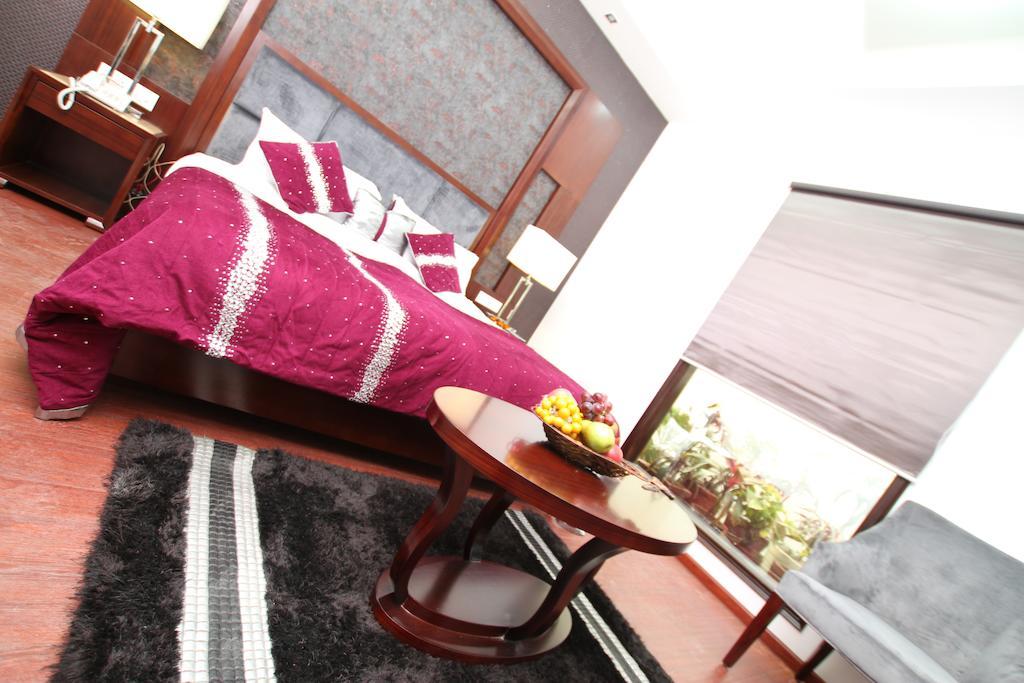 Hotel Prem Plaza Karnāl 외부 사진